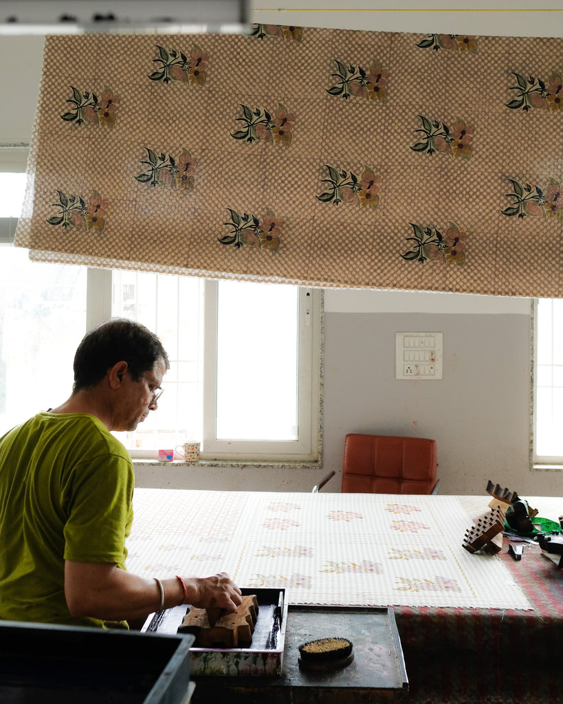 Soma - Hand Block-printed Cotton Table Cloth (Faded Mauve)