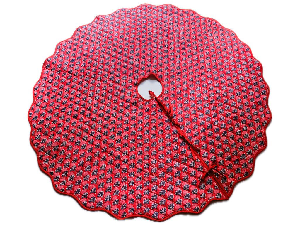 Sonya - Hand Block-printed Quilted Christmas Tree Skirt (Red)