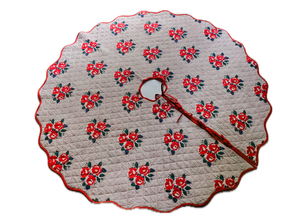 Mia - Hand Block-printed Quilted Christmas Tree Skirt (Red)